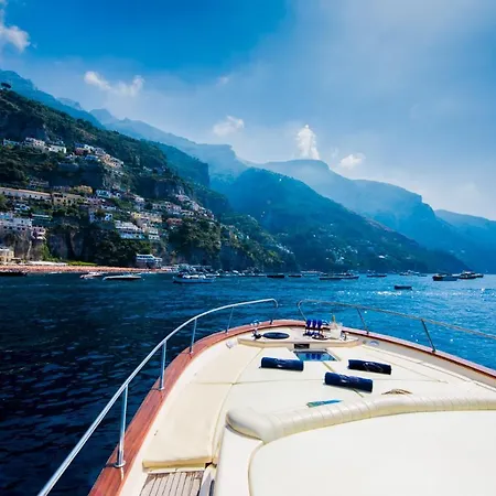 Båthotell Sea Living Positano