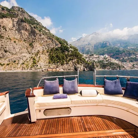 Båthotell Sea Living Positano
